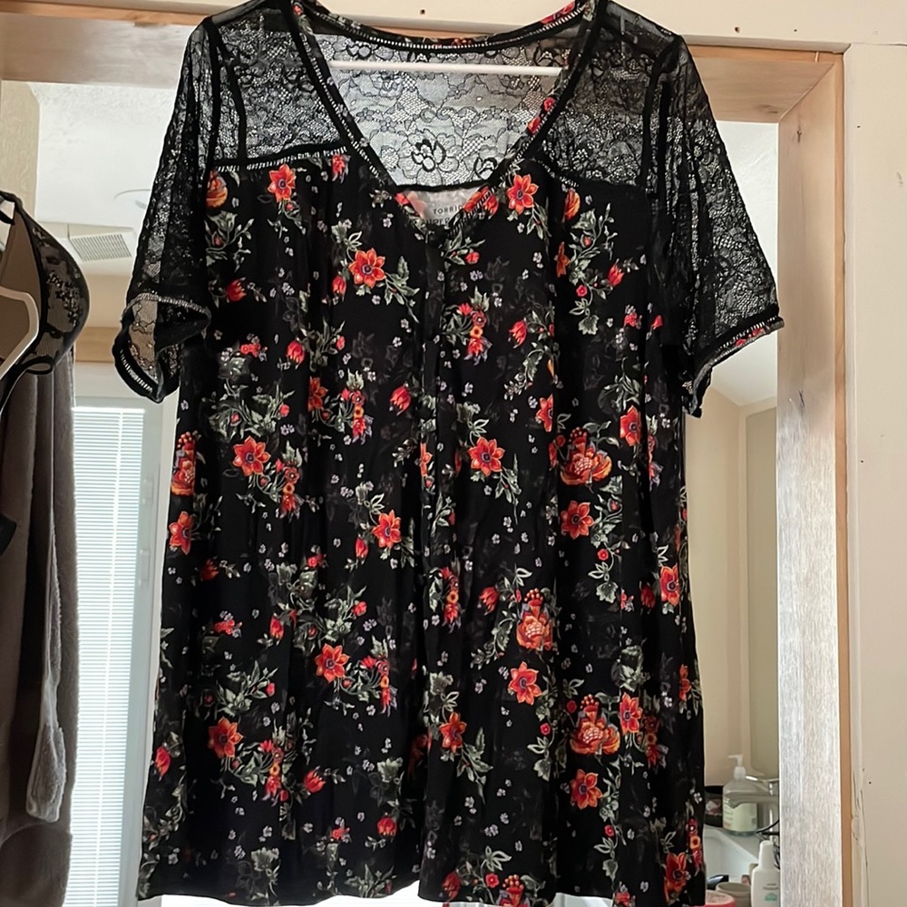 Torrid super soft top